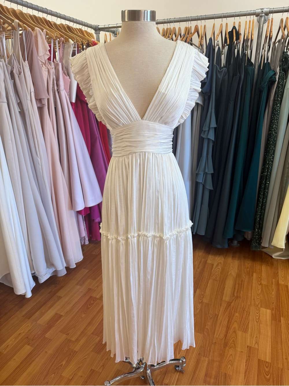 Jenny Yoo Vienna LWD V-Neck Pleated Midi Dress - Picture 3 of 4